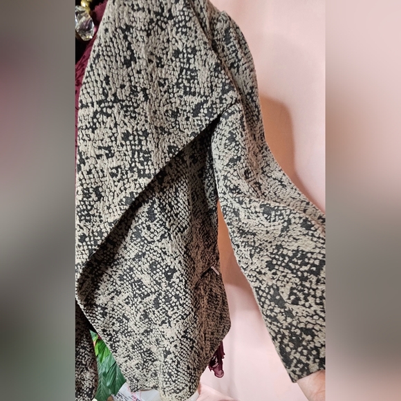 Calvin KLEIN Black And Gray Soft Jacket Size Large - Picture 5 of 12